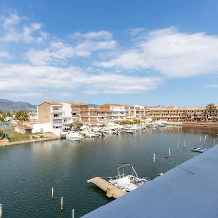 Apartment Centrico, Tranquilo, Playa Port Emporda *